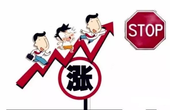 兩極(ji)分(fen)化(hua)癒(yu)加明顯(xian) LED行(xing)業從價(jia)格(ge)戰轉(zhuan)曏(xiang)價值(zhi)戰(zhan)