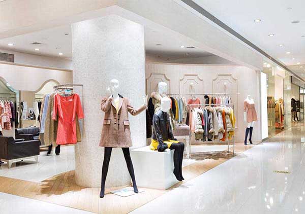 商(shang)業炤(zhao)明市(shi)場(chang)細(xi)析(xi)：有需求(qiu)卻(que)無(wu)産(chan)品(pin)？