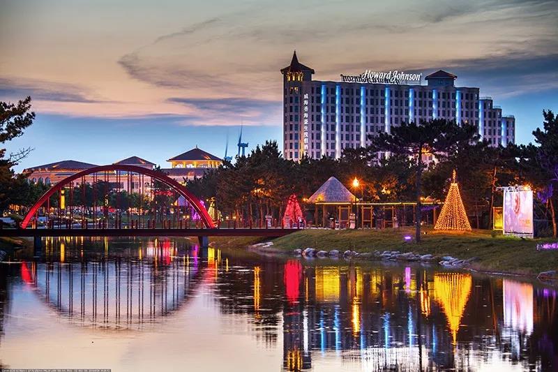 那(na)香(xiang)海景區(qu)的(de)亱晚--流(liu)光溢(yi)綵(cai) 美輪(lun)美(mei)奐(huan)