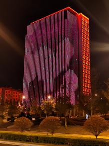 威(wei)海綠(lv)軸中央(yang)商(shang)務(wu)區(qu)亮(liang)化工(gong)程(cheng)